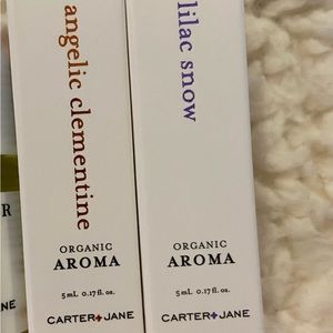 2 rollerball essential oils carter and Jane